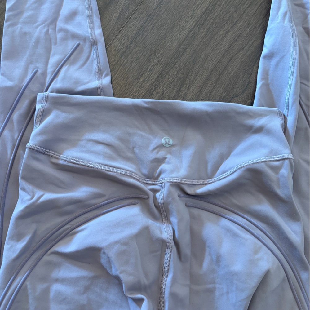 Lulu size 6 lavander color - Picture 4 of 15